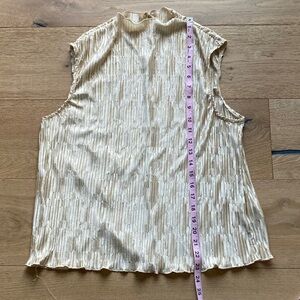 Chic EMERY ROSE Gold Lame-Look Crinkle Pencil Skirt & Top Set